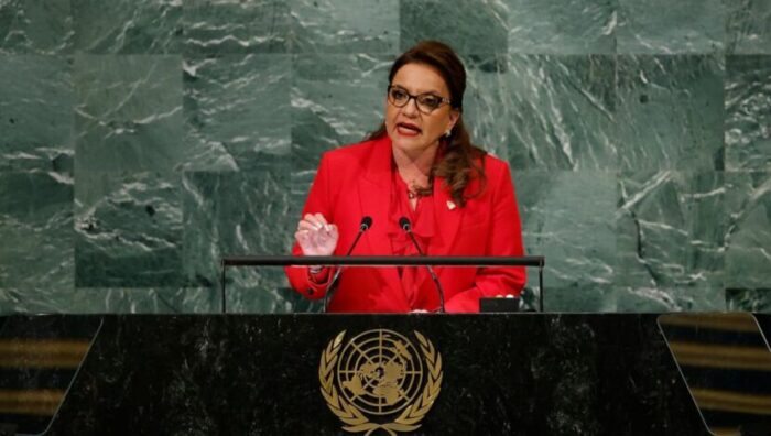 La Presidenta de Honduras declara medidas de seguridad tras una masacre de 11 personas