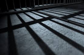 Klamath Basin News, martes 26 de diciembre – Mujer arrestada por múltiples cargos después de una persecución salvaje con oficiales