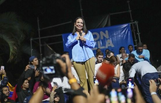 Machado lidera las primarias presidenciales de la oposición en Venezuela