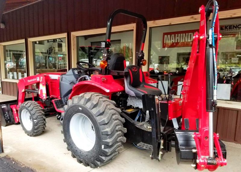 ¡Ven a conseguir el Mahindra 1626 a la venta en Keno Tractors!