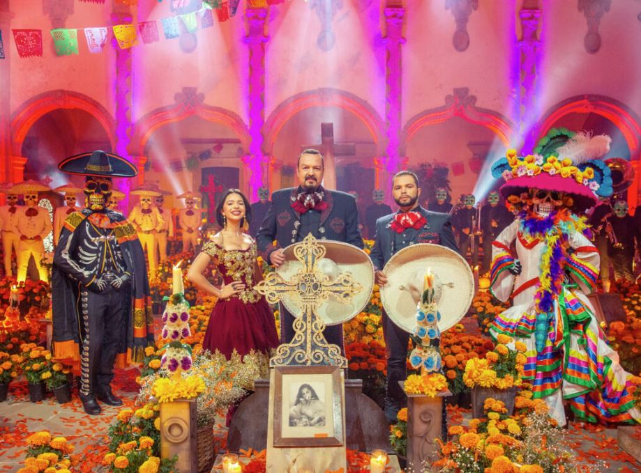 Pepe Aguilar presenta una nueva gira con su familia en EE.UU.