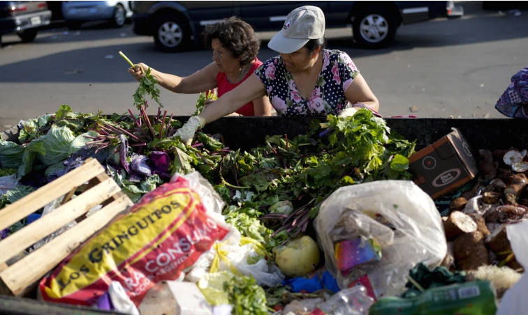 En Argentina la inflación anual sube al 211,4%, el nivel más alto en 32 años