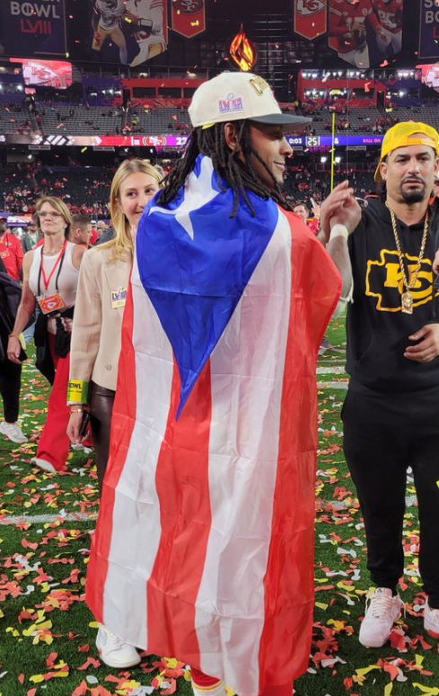 Isiah Pacheco celebra la victoria en la Super Bowl LVIII y muestra su orgullo puertorriqueño