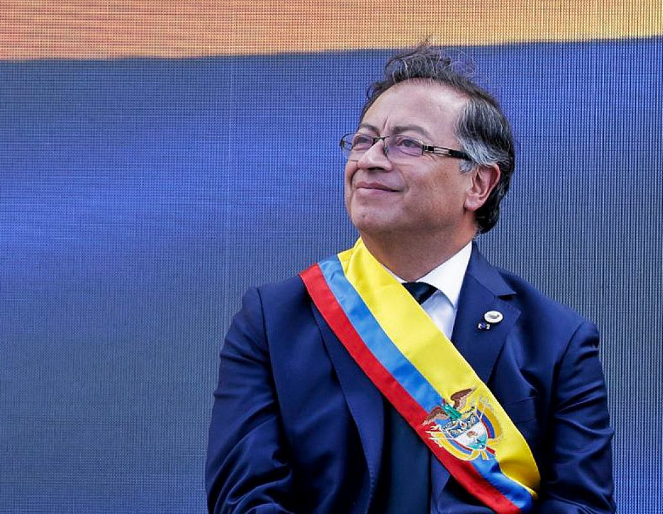 Presidente de Colombia amenaza con cortar relaciones con Israel despues de junta con ONU