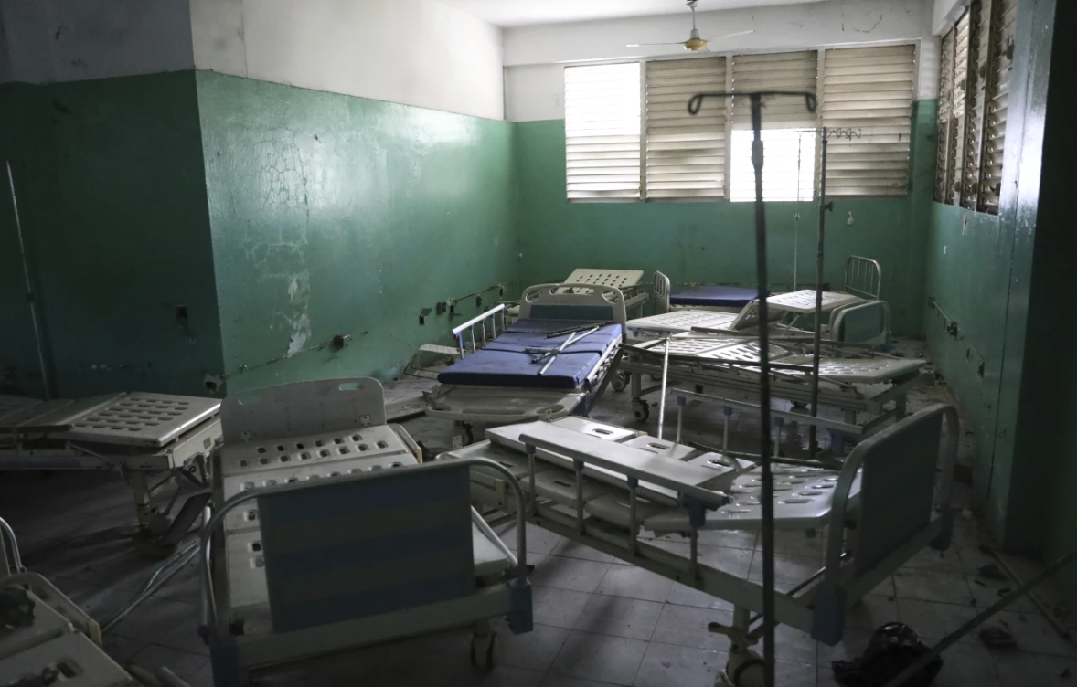 El gobierno haitiano recupera el hospital después de que la policía se lo arrebatara al control de las pandillas