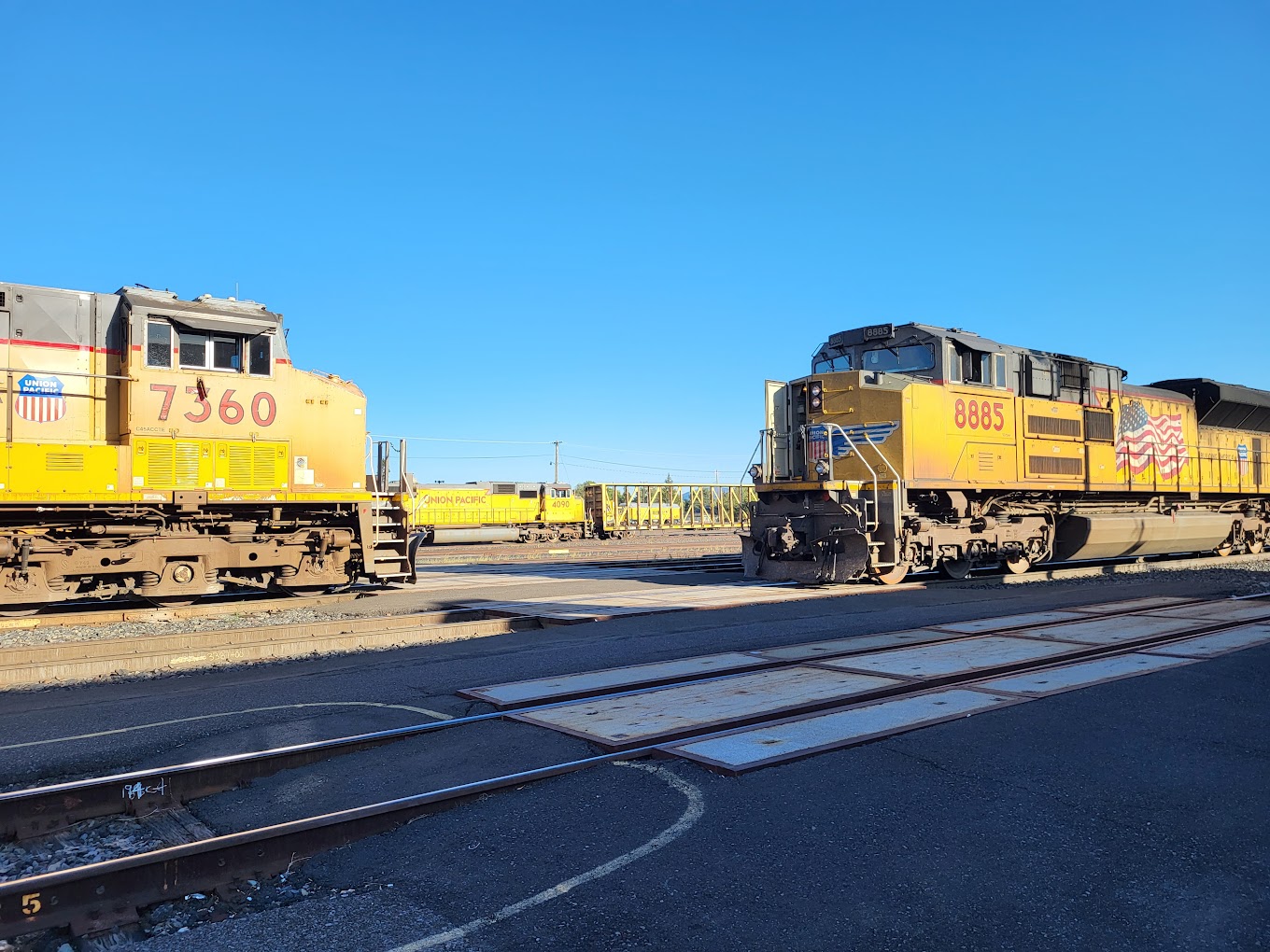 Klamath Basin News, lunes 19 de agosto de 24 – Un hombre de Klamath enfrenta cargos federales por descarrilar vagones en Union Pacific Tracks; Brote de botulismo amenaza a las aves acuáticas de la cuenca; Arresto en Malin Crecimiento ilegal de marihuana; Propietario de restaurante de Medford sentenciado por robar fondos federales durante la pandemia de Covid-19