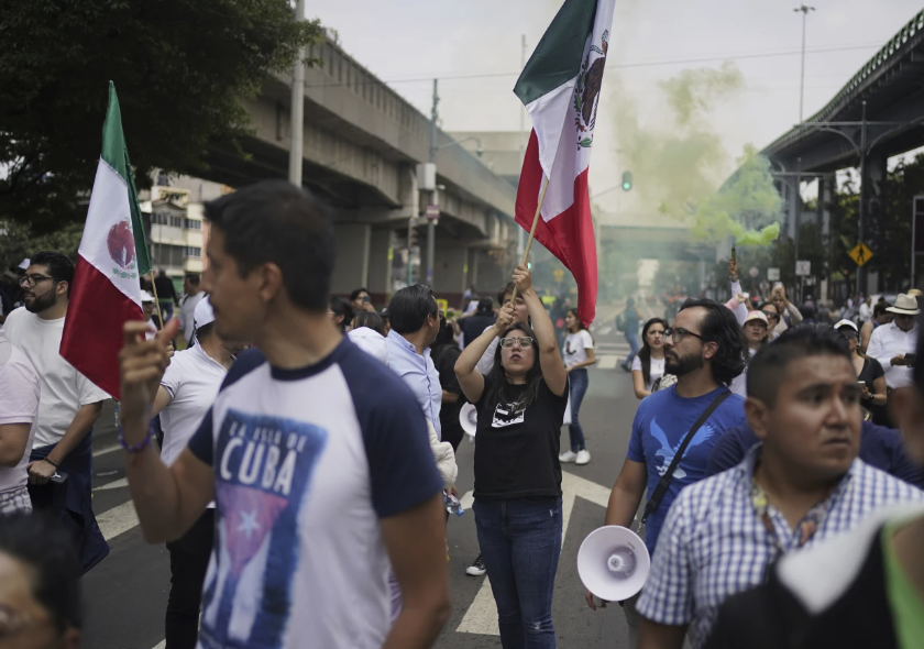 El Congreso de México avanza en un polémico proyecto para que todos los jueces se presenten a las elecciones