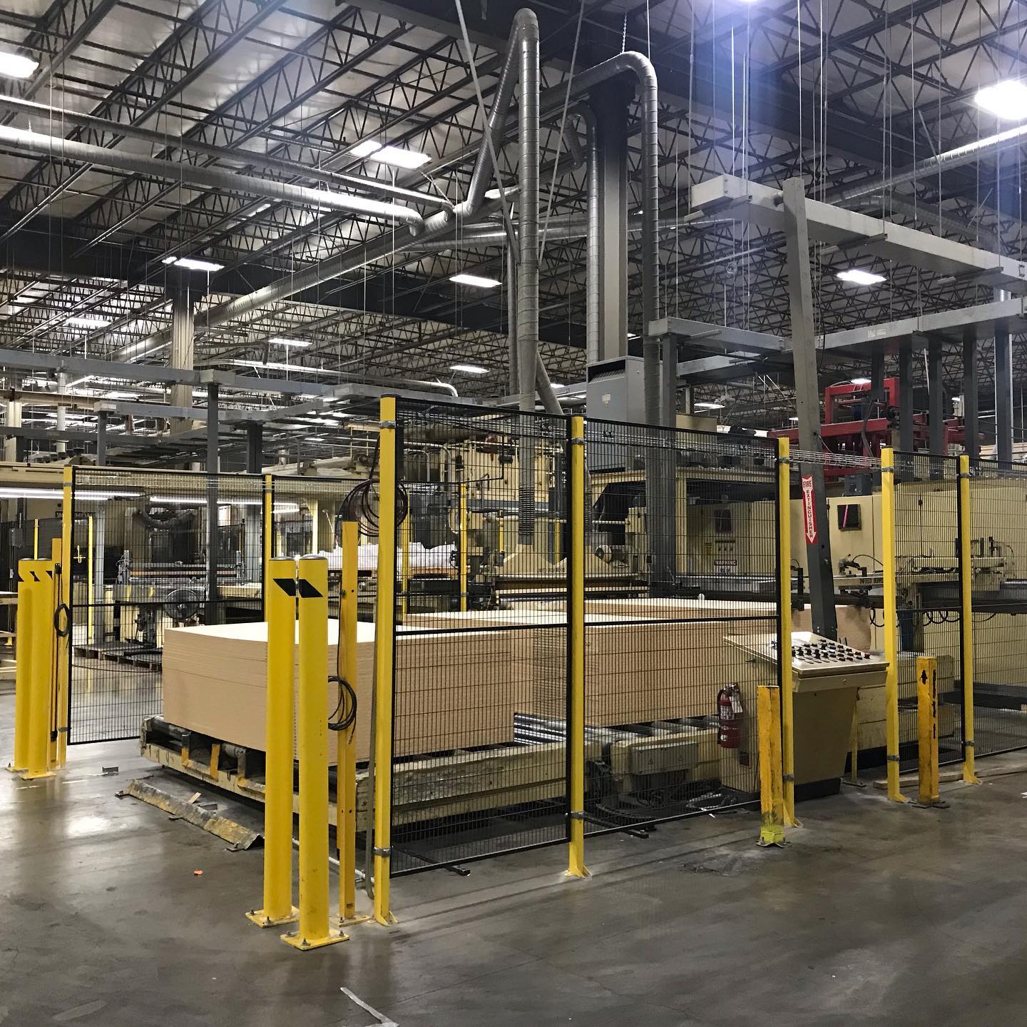 Swiss Krono Group adquiere instalaciones de revestimiento de madera y tableros aglomerados de Collins Pine; el incendio de Telephone está contenido en un 10 % cerca de Chiloquin; el Parque Nacional Crater Lake busca un nuevo superintendente; la escuela en el hogar Great Basin de KCSD y el centro de aprendizaje Rater Lake abren en Washburn Way