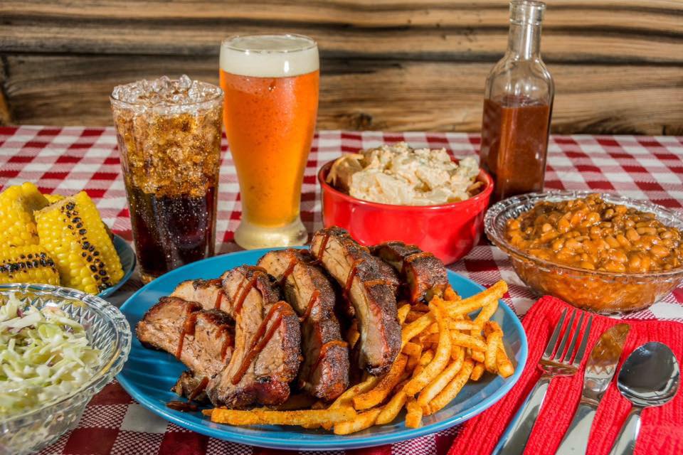 Noticias de Klamath Basin, viernes 29/8/25 – Llega el fin de semana del Día del Trabajo; los bomberos controlan 29 de los 34 incendios provocados por rayos en el Bosque Nacional Klamath; KCSD se prepara para el nuevo año escolar con el Día de Capacitación de Bienvenida; OHA elimina el aviso recreativo en el lago Odell