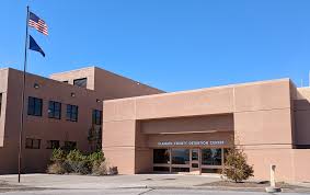 Noticias de Klamath Basin, martes 9/9/25 – Hombre de Bly arrestado por incendio forestal provocado; Umpqua Bank cambia su nombre a Columbia Bank; El alcalde de Portland luchará contra Trump por la entrada de la Guardia Nacional a la ciudad para patrullar el área de las instalaciones de hielo en el centro