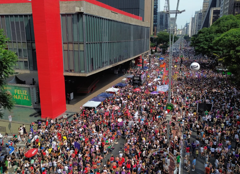 Las mujeres brasileñas se movilizan en todo el país para luchar contra la violencia de género