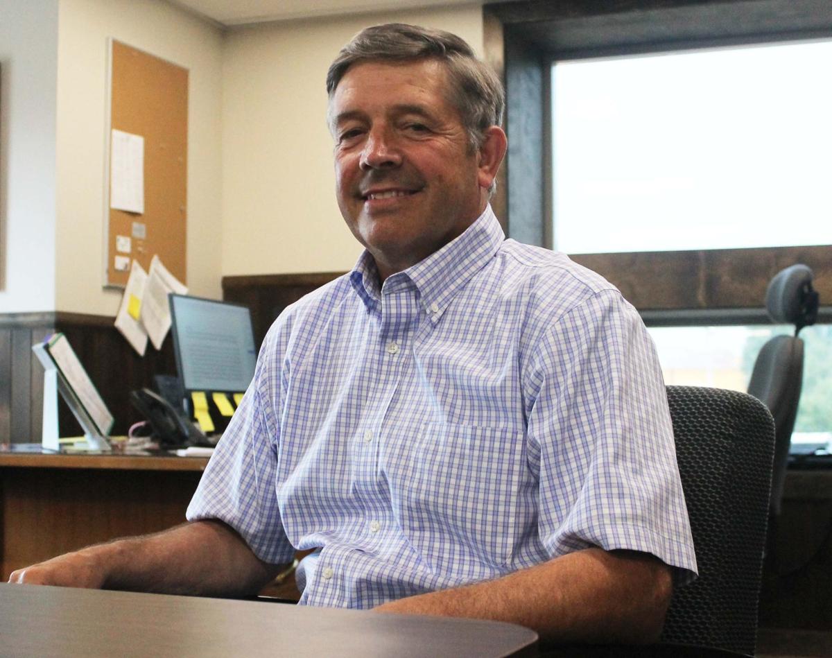 Noticias de Klamath Basin, jueves 15/1/26 – El superintendente del distrito escolar del condado de Klamath, Szymoniak, se jubilará; Oregon Tech incorporará una licenciatura en inteligencia artificial; el Departamento de Justicia anuncia cargos contra inmigrantes indocumentados baleados tras un violento ataque a agentes de la Patrulla Fronteriza en Portland