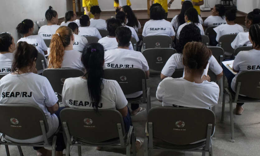Libros para la libertad: el programa de lectura en prisiones de Brasil