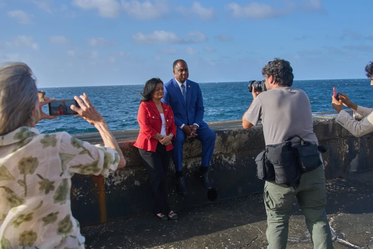 Legisladores de EE. UU. piden nueva política hacia Cuba tras crisis energética