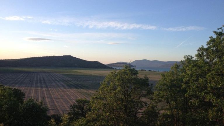 Noticias de la Cuenca de Klamath, miércoles 10/06/26 – Programas de ayuda por sequía disponibles para usuarios de agua; Hombre de Jacksonville se declara culpable de fraude federal y delitos fiscales; Ceremonias de graduación este fin de semana en KCC y Oregon Tech